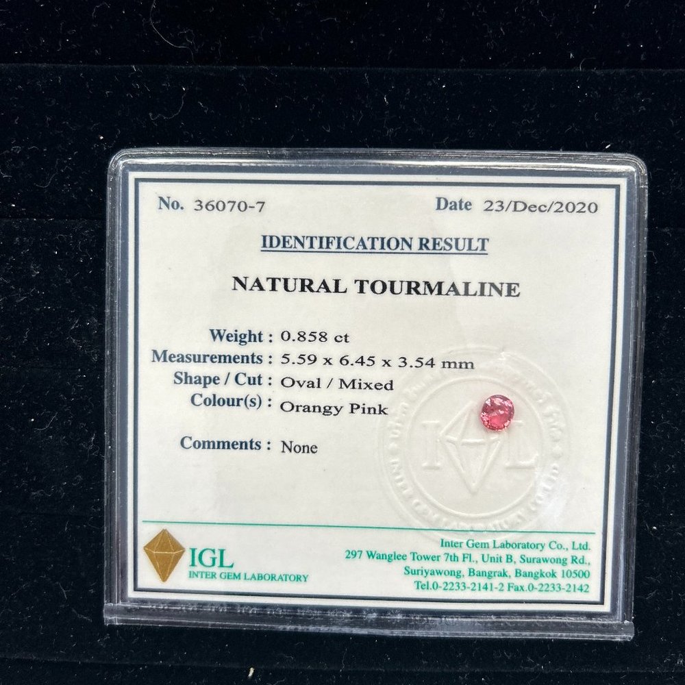 Natural Mozambique Tourmaline - IGL Certified 0.858 Carat Oval Pink Gemstone